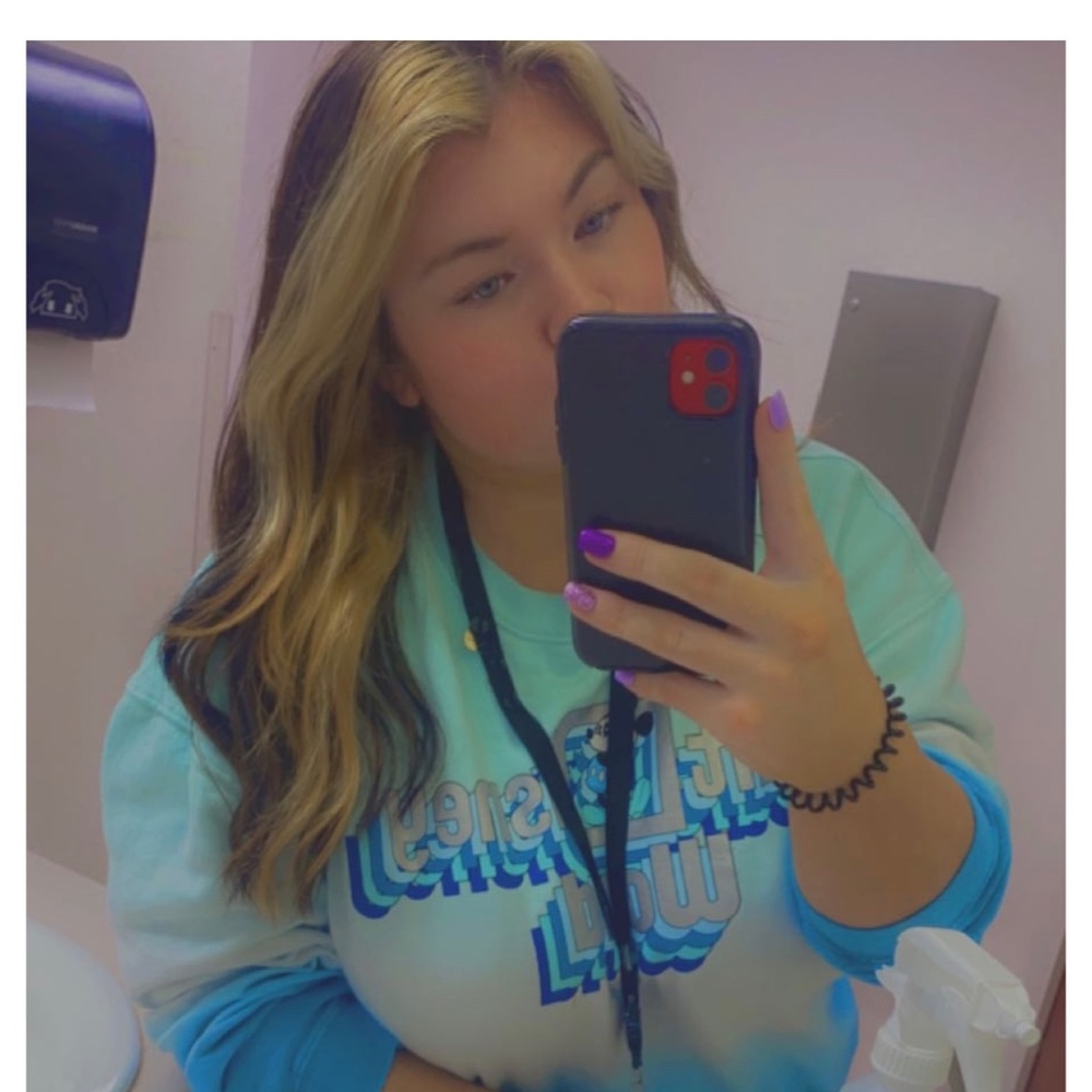 Meet your Posher, Caitlyn